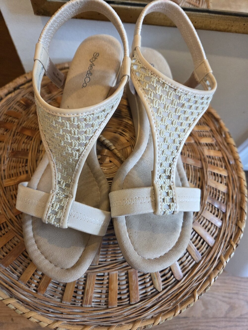 Lk New Womens Style & Co 7W Wide Cream Wedge Sandals 1.5" Heel Macys $70